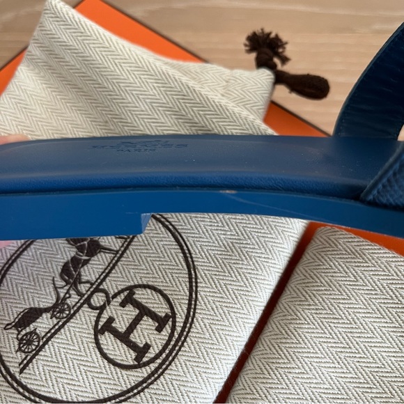 HERMÈS Oran Sandals Bleu Bleuet size EU 38.5/US 8.5 - Picture 6 of 7